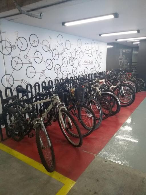Lindo Studio No Bom Retiro Prox Ao Anhembi Sambodromo Com Wifi Сао Паоло Екстериор снимка